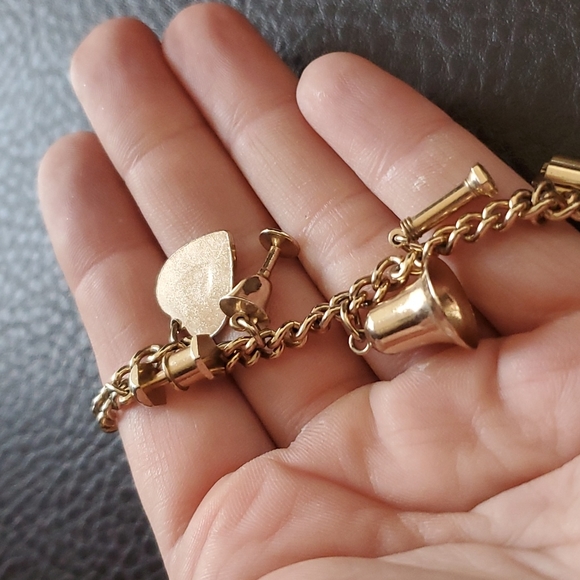 VTG charm bracelet - Picture 4 of 7
